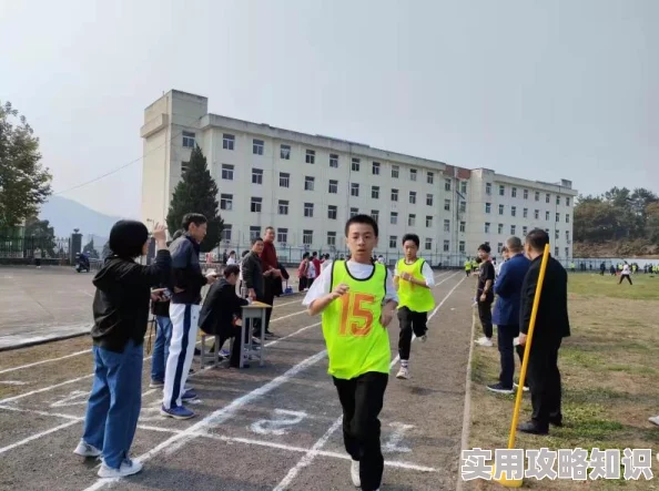 池河中学初三女同学在校运动会上勇夺三项冠军展现出色体育才能